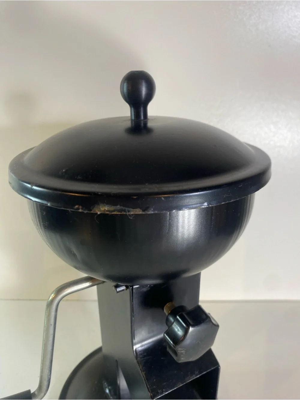 Uzman Hazelnut Hand Crank Black Metal  Nutcracker Adjustable Crush